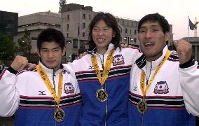 Japanese gold medalists at world judo meet